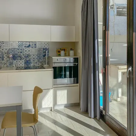 Awesome In With Kitchen Marina di Ragusa
