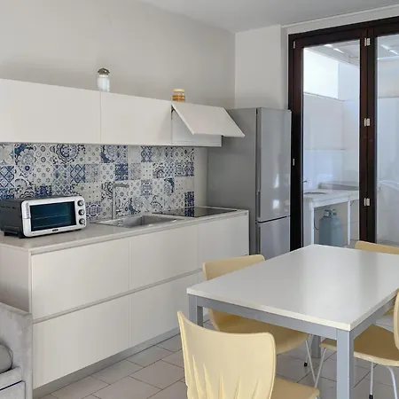Awesome In With Kitchen Holiday home Marina di Ragusa